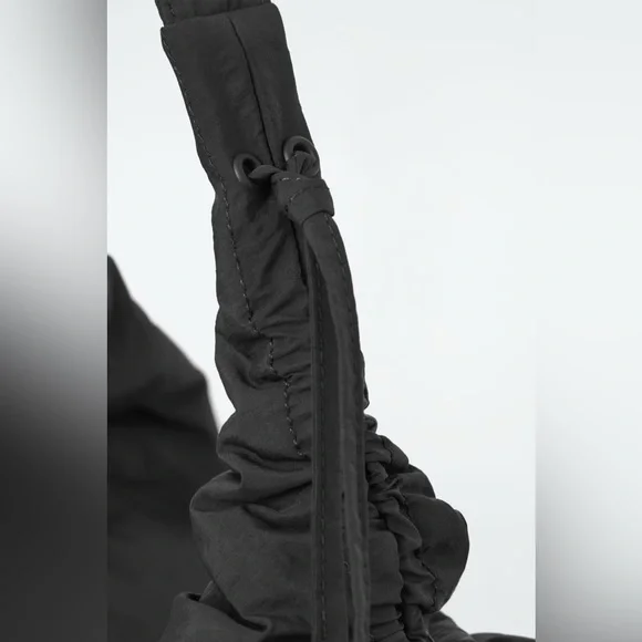 COS Canopy bag (large size) - Picture 6 of 8